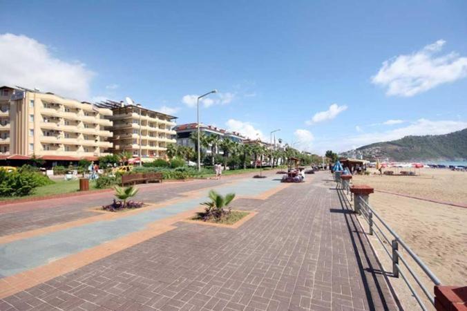 Kleopatra Beach Hotel Alanya Bagian luar foto