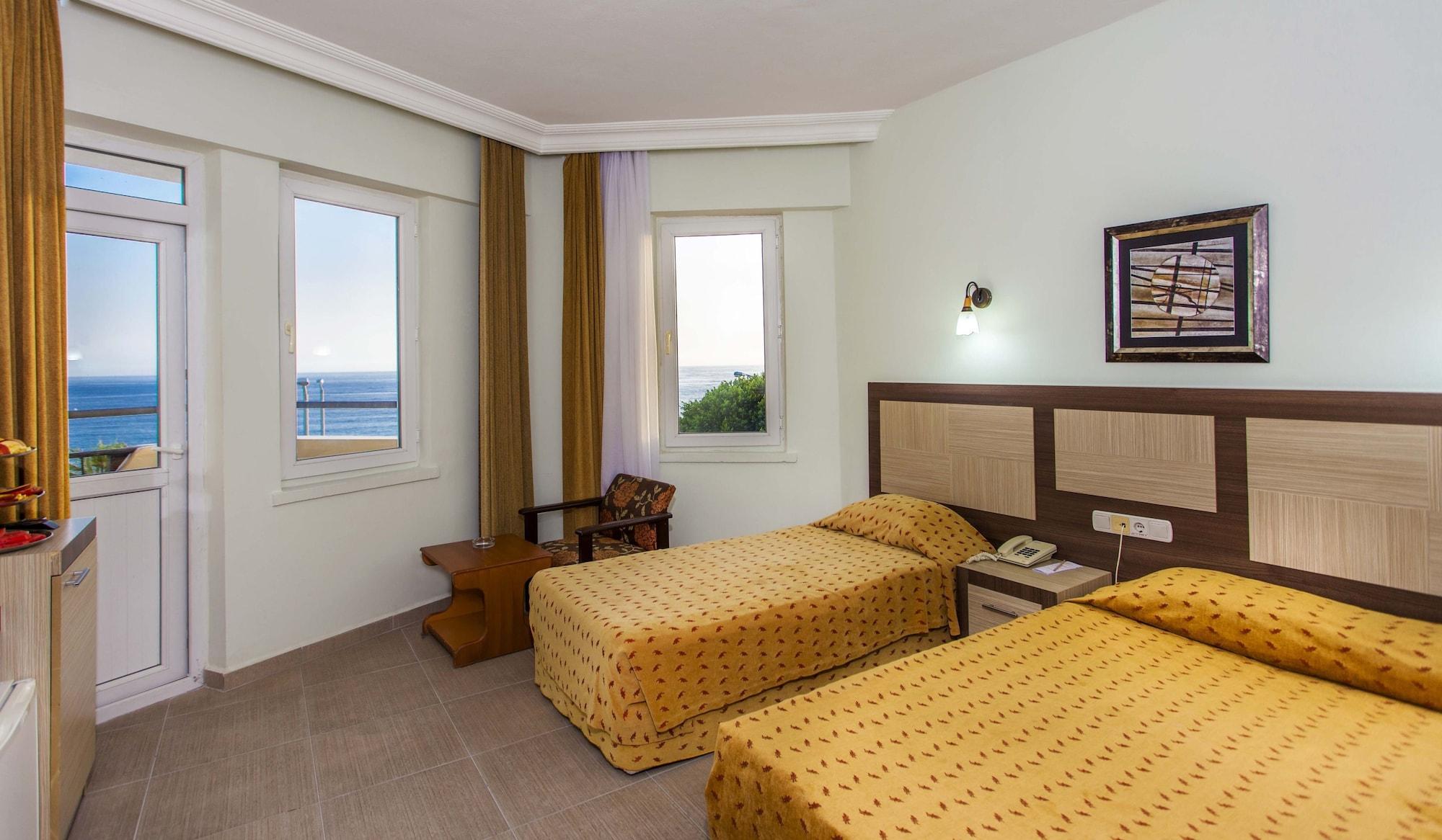 Kleopatra Beach Hotel Alanya Bagian luar foto